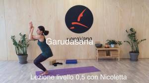 Lezione 51: GARUDASANA<br />con Nicoletta